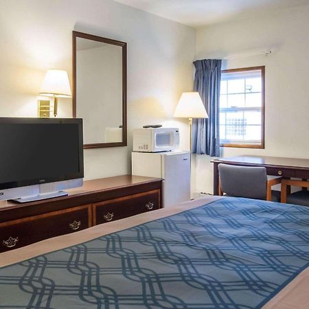 Econo Lodge St Albans Town 세인트 올번스 외부 사진