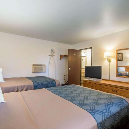 Econo Lodge St Albans Town 세인트 올번스 외부 사진