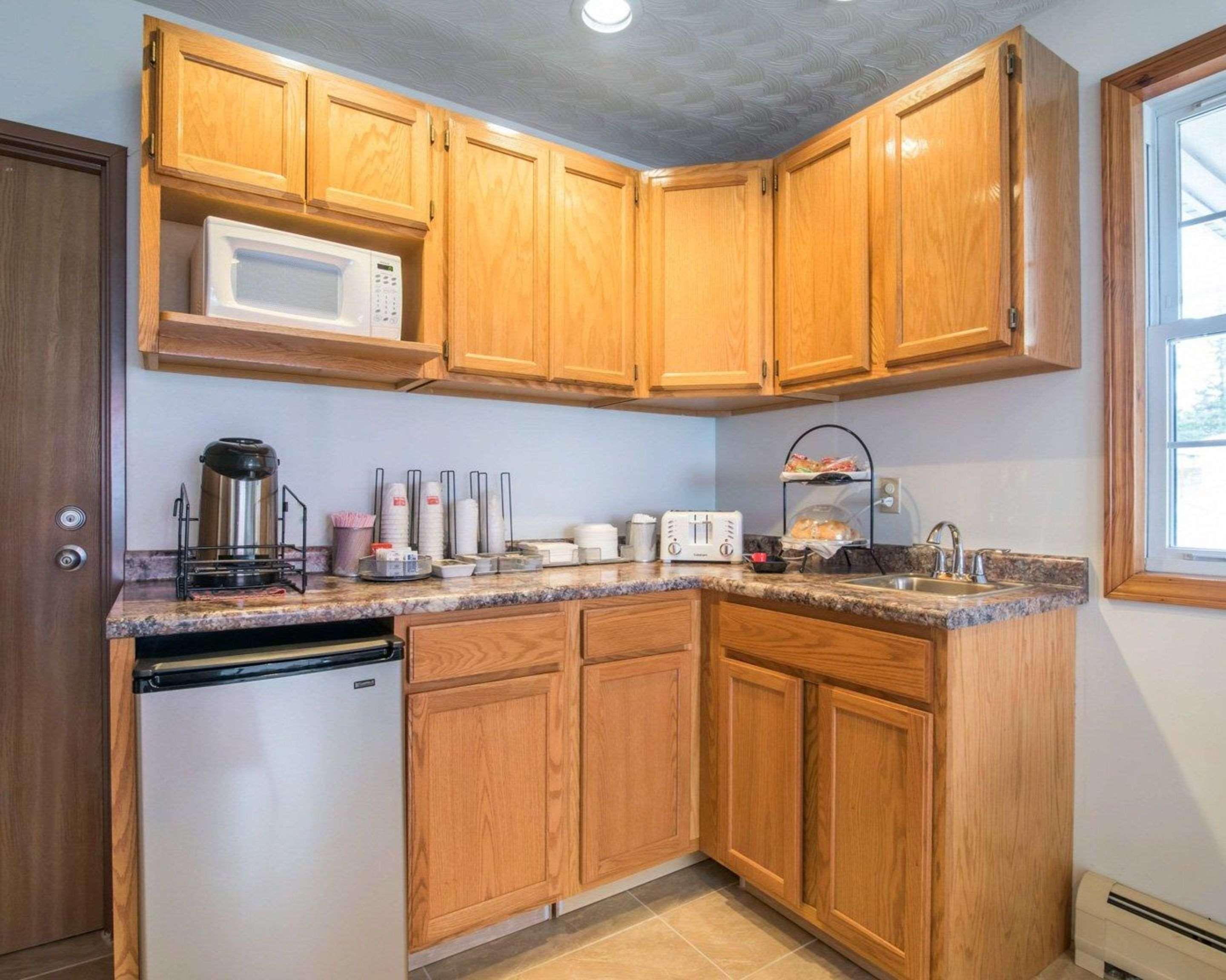 Econo Lodge St Albans Town 세인트 올번스 외부 사진
